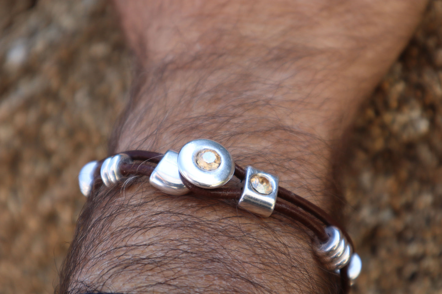 Χειροποίητο Ανδρικό Βραχιόλι Σπάρτη με Δέρμα και Κρύσταλλοι