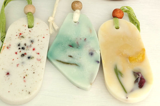 Set di 3 candele in cera di soia Wardrobe Scents in confezione regalo