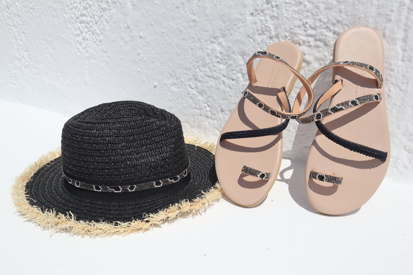 Hand-made Straw Hat with Crystals – Black
