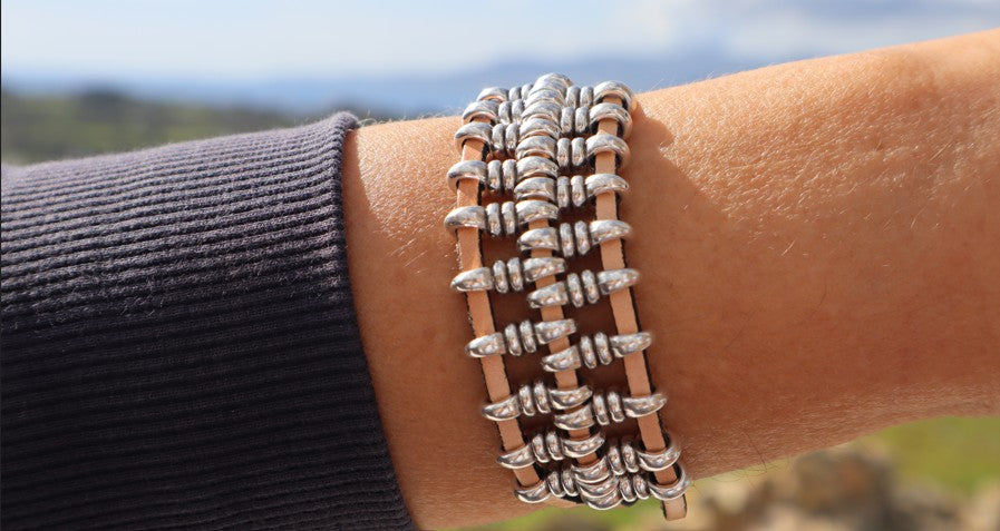 Bracciale Harley Sand da uomo fatto a mano con pelle e argento