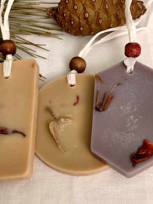 Set di 3 candele in cera di soia Wardrobe Scents in confezione regalo