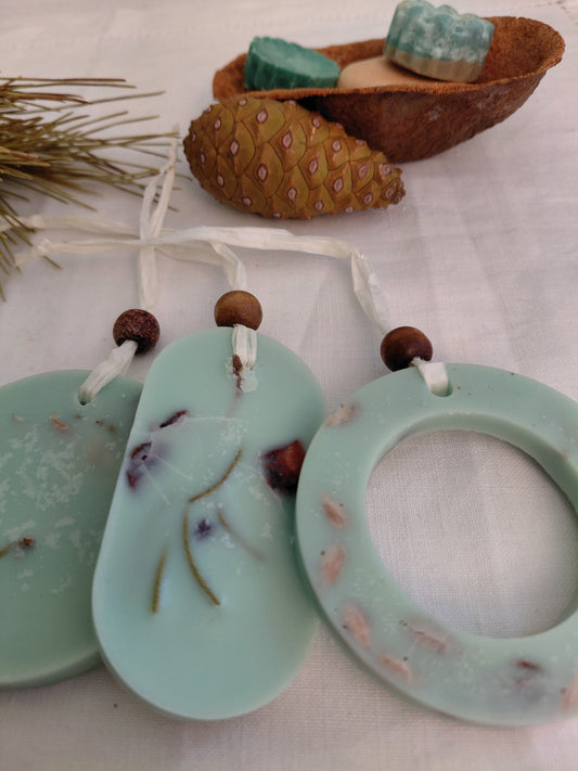 Set di 3 candele in cera di soia Wardrobe Scents in confezione regalo